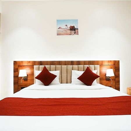 Madhav Residency Hotel & Banquet, Kalyan, Mumbai Exteriér fotografie