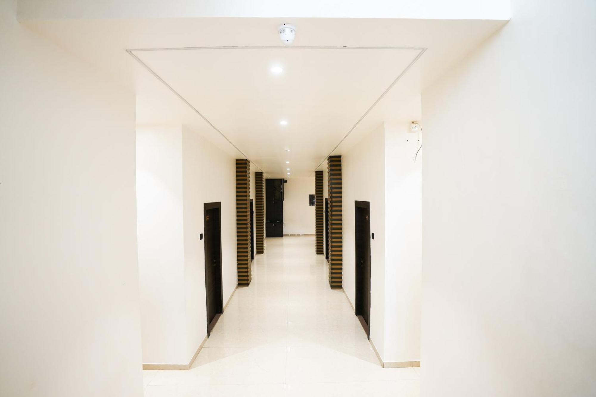 Madhav Residency Hotel & Banquet, Kalyan, Mumbai Exteriér fotografie