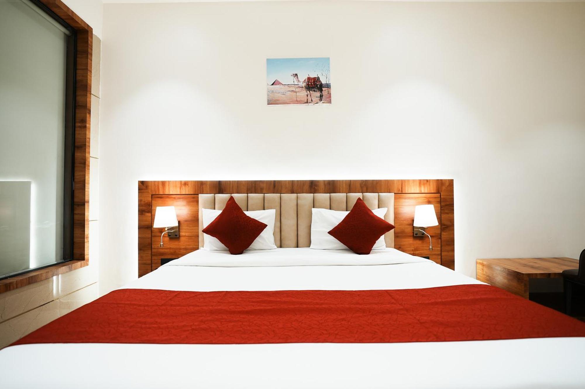 Madhav Residency Hotel & Banquet, Kalyan, Mumbai Exteriér fotografie