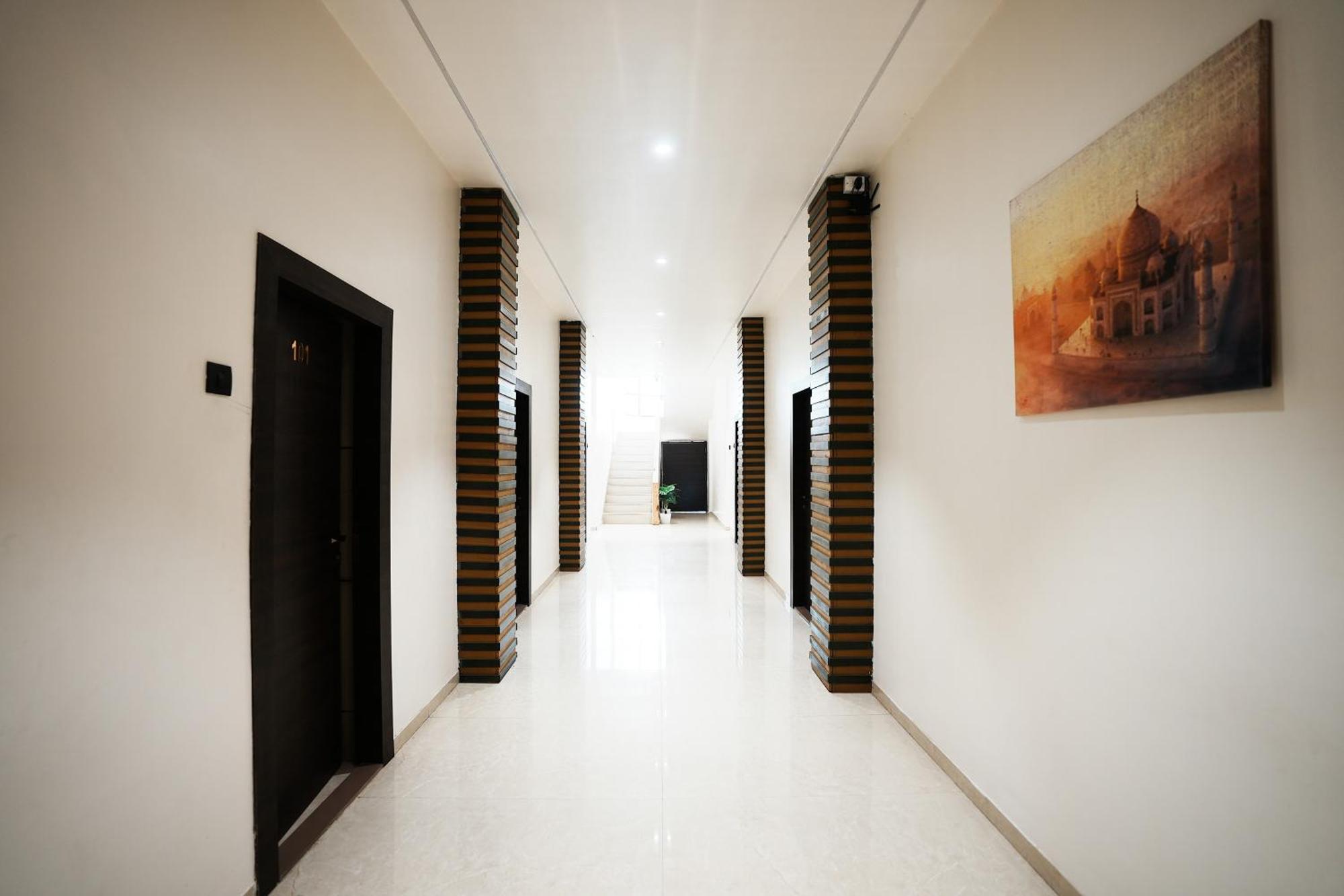 Madhav Residency Hotel & Banquet, Kalyan, Mumbai Exteriér fotografie