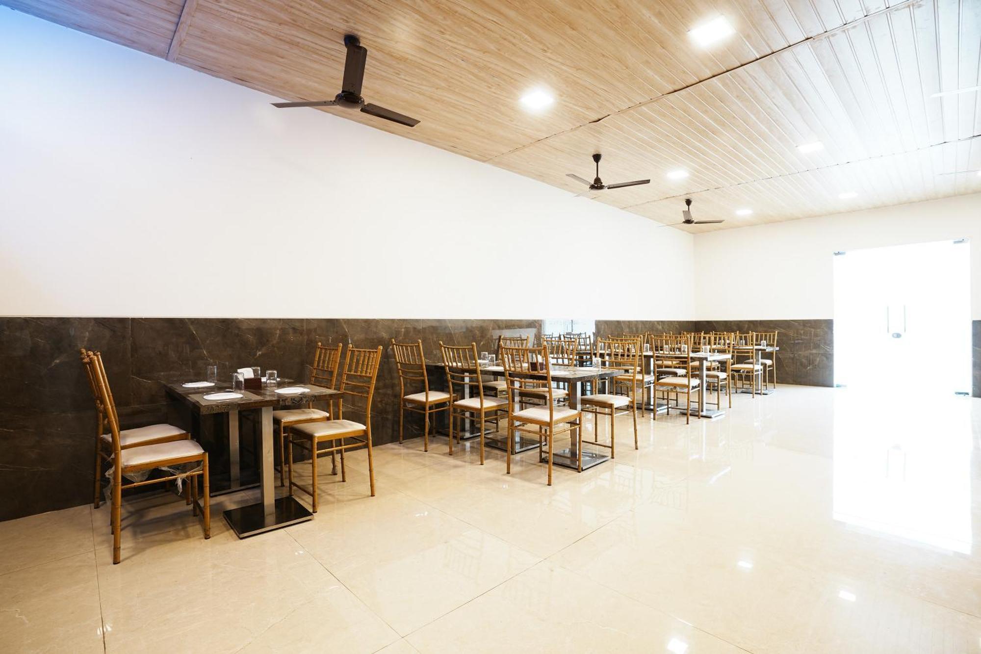 Madhav Residency Hotel & Banquet, Kalyan, Mumbai Exteriér fotografie