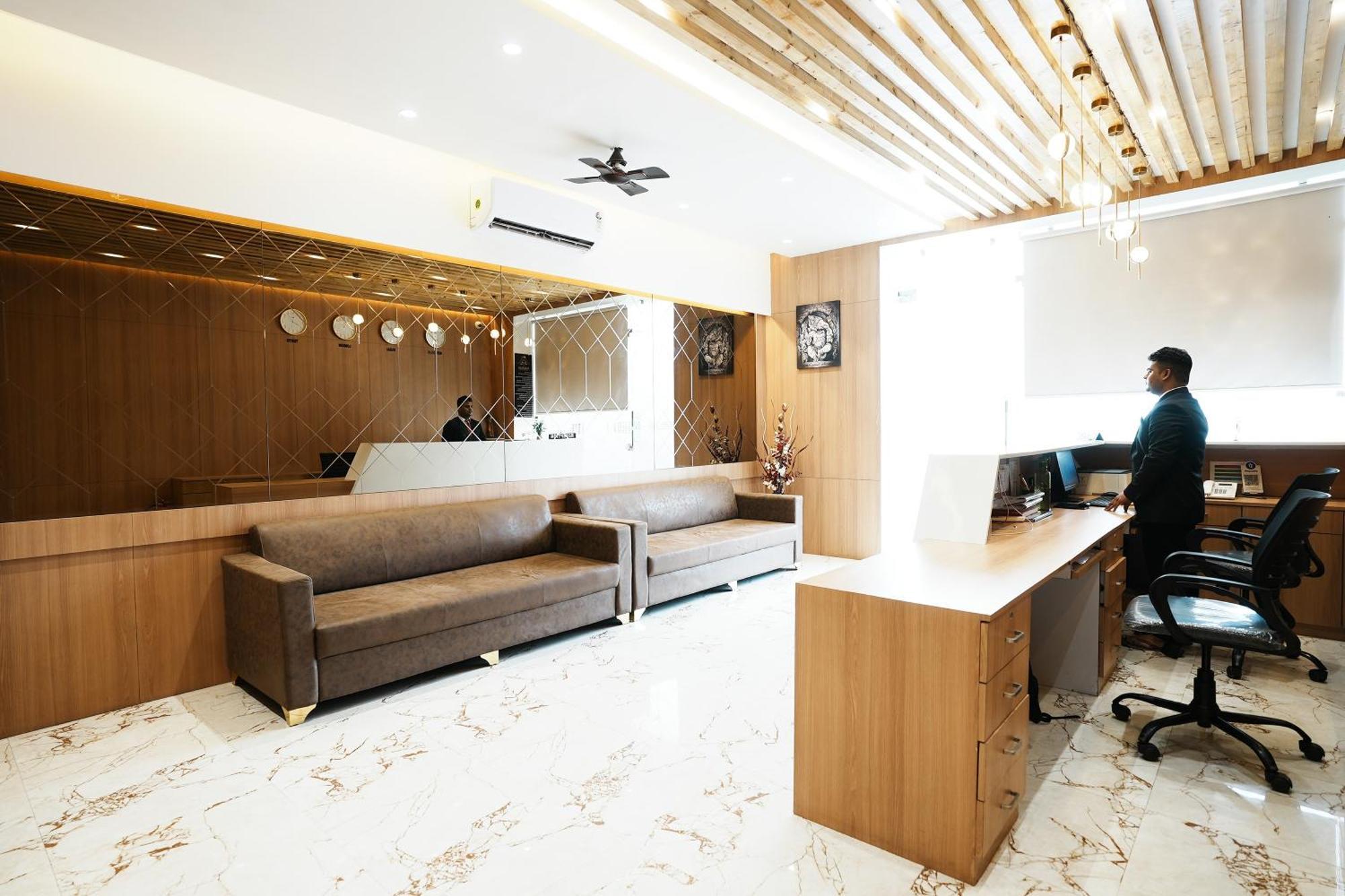 Madhav Residency Hotel & Banquet, Kalyan, Mumbai Exteriér fotografie