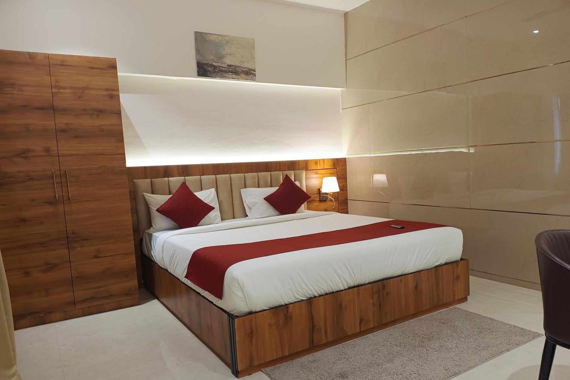Madhav Residency Hotel & Banquet, Kalyan, Mumbai Exteriér fotografie